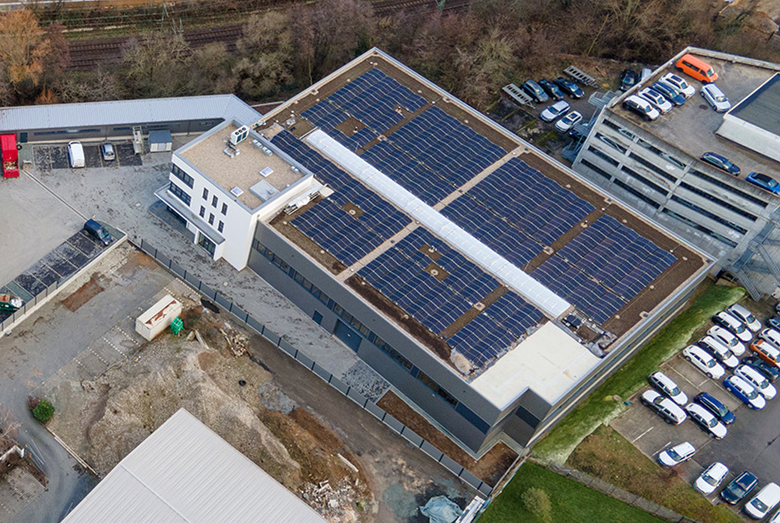 Neues RINGSPANN Werk mit Photovoltaik Neues RINGSPANN Werk mit Photovoltaik